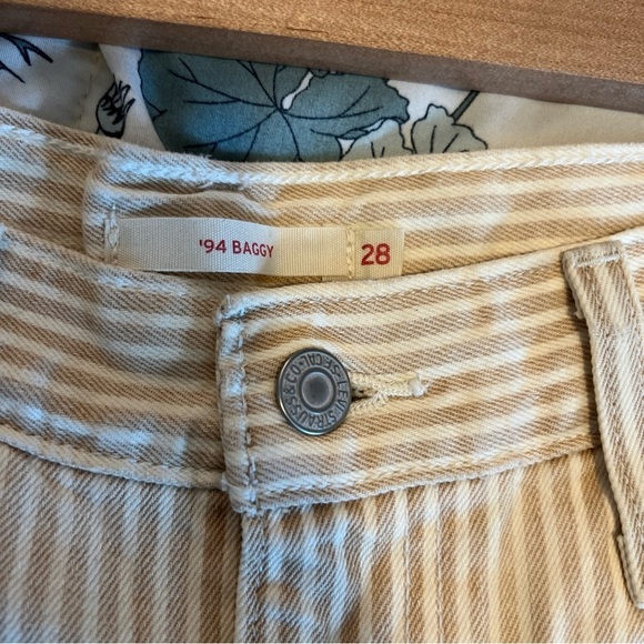 Levi’s ‘94 Baggy - Picture 3 of 9